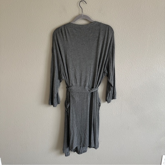 Hatch-to-Hospital Maternity Gray Robe - Picture 6 of 8
